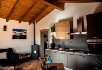 B & B CA    D    OLINA has Balcony rooms