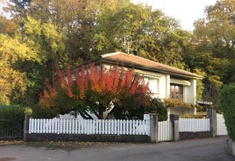 Villa La Moraine has Balcony rooms