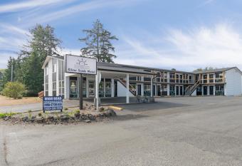 Silver Sands Motel allows 18 year olds to book a room
