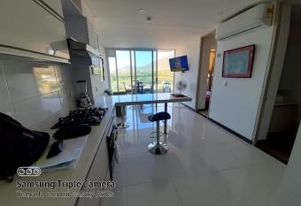 Hermoso Apartamento En Pozos Colorados has rooms with a private hot tub