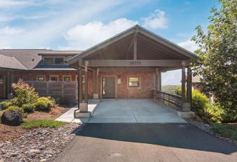 Eagle Townhome has Balcony rooms