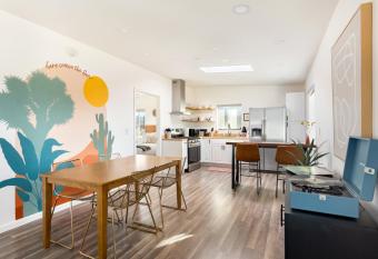 Mojave Ranch by Hi Desert Dwellings with Hot Tub Fire Pit Dark Skies and Desert Views has Balcony rooms