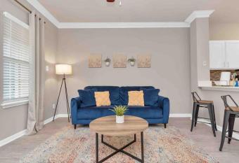 Refreshking Bedwifiwampd3 Smart Tvs allows 18 year olds to book a room