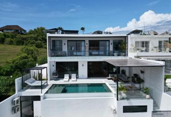 Makai Uluwatu has Balcony rooms