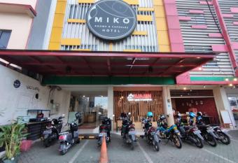 Miko Rooms & Capsules hotel allows 18 year olds to book a room