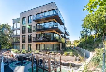 Zveryno Apartamentai allows 18 year olds to book a room