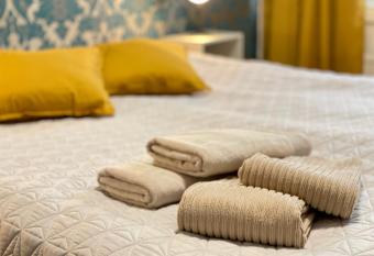 Porvoon Kartanonpuisto has Balcony rooms