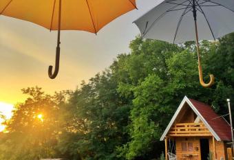 Ta  ina i Dokina kolibica has Balcony rooms