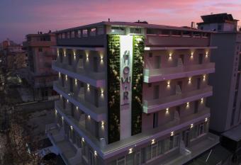 Residence Flow-R allows 18 year olds to book a room