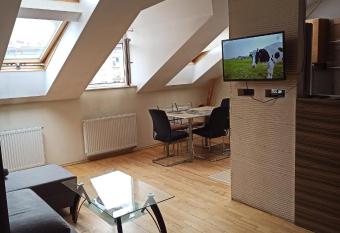 Lawendowe Love Rynek Rzeszow close center allows 18 year olds to book a room