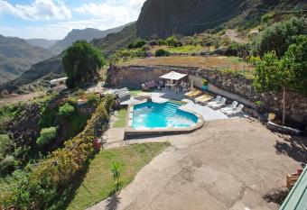 Casa Almendro has Balcony rooms