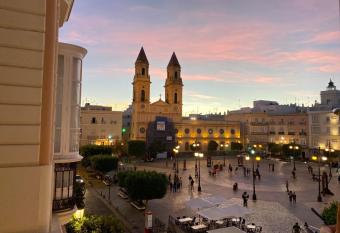 innC  dizCasa Se  orial Rivadavia allows 18 year olds to book a room