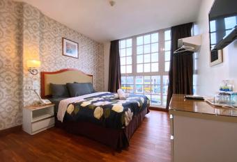 MR Hotel Nusa Bestari allows 18 year olds to book a room