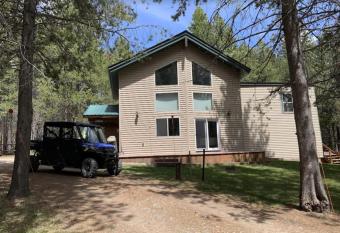 Peaceful Paradise - Sleeps 9, 25 mins to Yellowstone has Balcony rooms