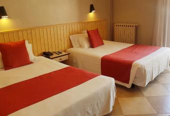 Hotel Piccadilly Sitges has Balcony rooms