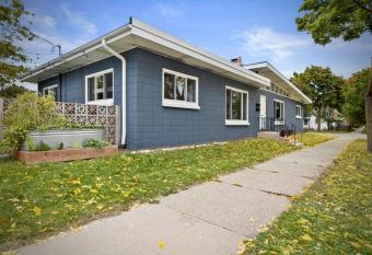 Bay View Retro Retreat allows 18 year olds to book a room