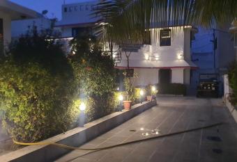 Udaipur Luxury Villa has Balcony rooms