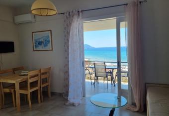 Corfu Dream Holidays Villas 1-5-0 has Balcony rooms