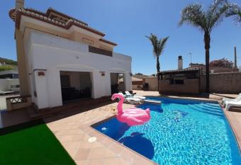 Casa Pozuelo allows 18 year olds to book a room