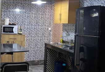 KHAWARIZMI 5 has Balcony rooms