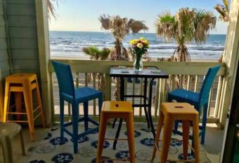Oceanfront at The Dawns has Balcony rooms