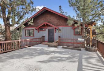 Lazy Llama Lodge #2150 by Big Bear Vacations has Balcony rooms