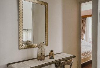 Villa Shakeya has Balcony rooms