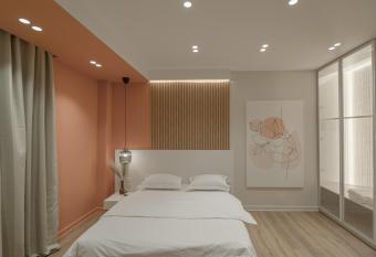 No125 - City Centre Room Apartment has Balcony rooms