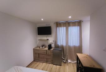 Fribourg allows 18 year olds to book a room