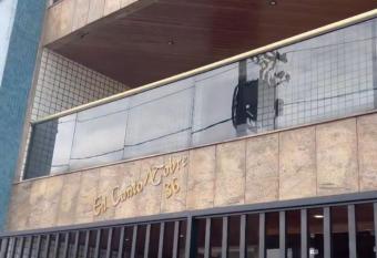 Apartamento 4 quartos Av Beira Mar n   36 - Edif Canto Nobre - Guarapari ES has Balcony rooms