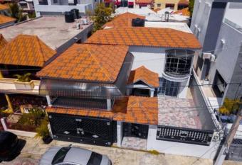 Luxury 3 bedroom home with private balconies has rooms with a private hot tub