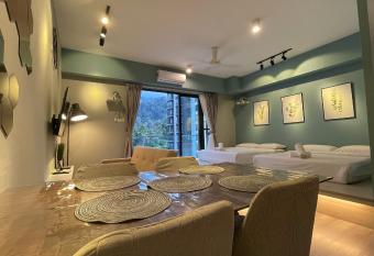 Tatami@midhills has Balcony rooms