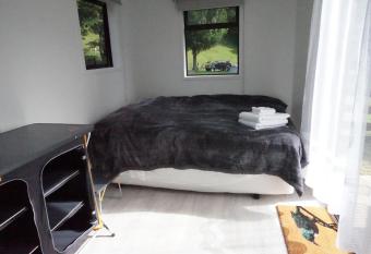 Cable Bay Farm allows 18 year olds to book a room