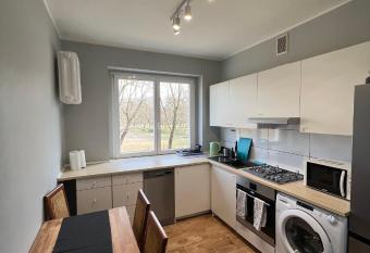 Abra III Apartament allows 18 year olds to book a room