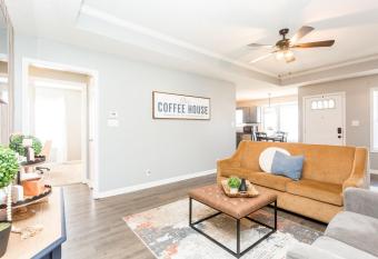 Elle   s Coffee House allows 18 year olds to book a room