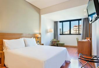 Hotel M  laga Alameda Centro Affiliated by Meli   allows 18 year olds to book a room