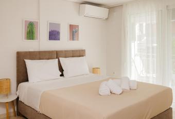 CACTUS - Blooming Garden Apartments allows 18 year olds to book a room