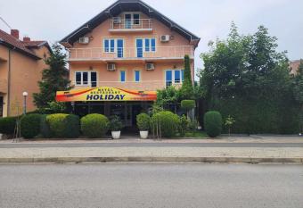 Holiday has Balcony rooms