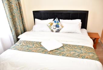 Staycation by bobo allows 18 year olds to book a room