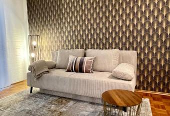 Salier Blue, Zentrum Karlsruhe, schick und modern! allows 18 year olds to book a room