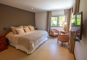 La Escondida has Balcony rooms