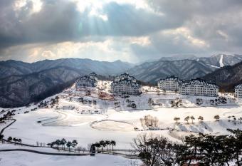 Sono Felice Village Vivaldi Park allows 18 year olds to book a room