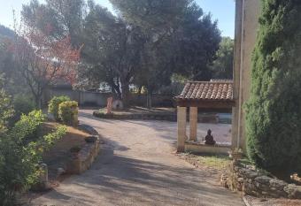 Villa de 240 m2 au calme avec piscine has Balcony rooms