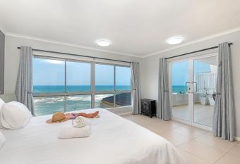 Seascapes - 203 Sorjente has Balcony rooms