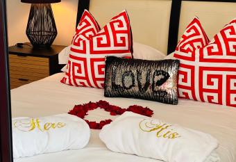 Ellipse Apartment allows 18 year olds to book a room