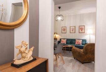 Galli Tassi 60 allows 18 year olds to book a room