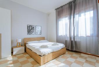 Yourbanflat Ciak 2 allows 18 year olds to book a room