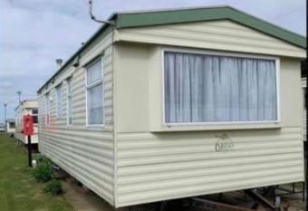 The little Gem has Balcony rooms