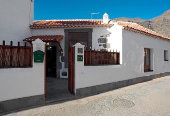 Casa De La Eterna Primavera has Balcony rooms