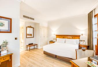 Sercotel Arenal Bilbao allows 18 year olds to book a room